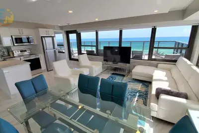 Image de Oceanfront Luxury 2 Bedroom Miami Condo - 15 Oa