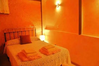 Image de Cottage confortable avec jacuzzi pour 8\/10 personnes.