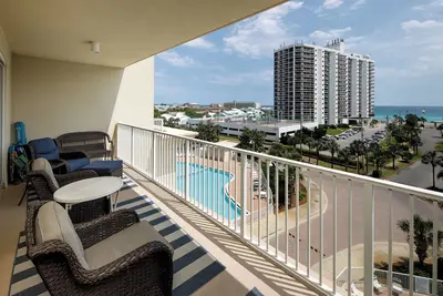 Image de \"Ariel Dunes I 507\" Vues magnifiques sur le golfe! ! Très grand balcon!