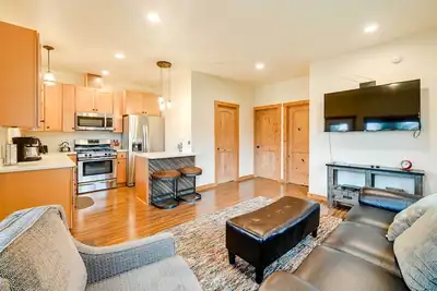 Image de Maison de ville près de Kenai River w / Deck & Fire Pit!