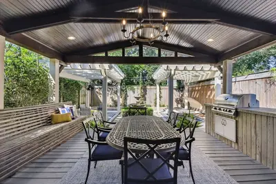Image de Large Historic Cottage Near French Quarter