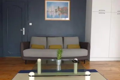 Image de 50m2, moderne, 1 chambre lit king size, Télétravail, arrivée\/départ flexibles