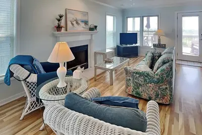 Image de Sweet Serenity 2a: 2br / 3ba, 6 couchages, lotissement en bord de mer, Serenity Point