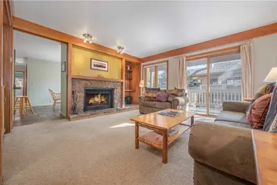 Image de Rmr: Joliment mis Ă jour Condo 2 chambres Ă Teton Village + Fun gratuit!
