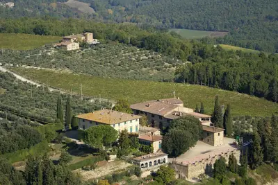 Image de Appartement avec climatisation, Wifi, piscine, Tv, vue panoramique, près de Greve In Chianti
