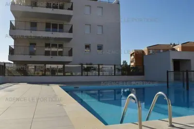 Image de Le Lavandou, Location T3 4 à 6 personnes dans résidence avec piscine