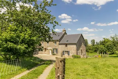 Image de Charmante maison normande avec poêle à bois, jardin privé et proche Mont St-Michel