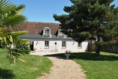 Image de Gîte de charme près des Châteaux de la Loire avec jardin, terrasse et équipements pour familles