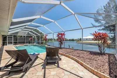 Image de Roelens Vacations - Villa sur le lac - Cape Coral