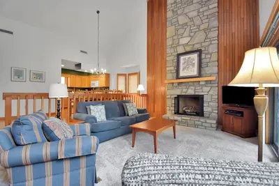Image de Boxwood 3 Wpm: 3 Br \/ 3 Ba 3 chambres condo Ă Blowing Rock, 8 personnes