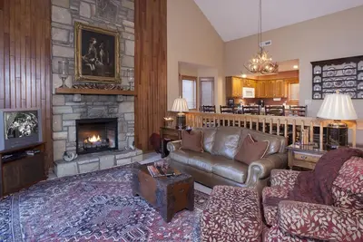 Image de Cascades 6 Wpm: 3 Br \/ 3 Ba 3 chambres condo Ă Blowing Rock, 8 personnes