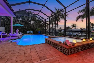 Image de Roelens Vacations - Villa Azurro - Cape Coral