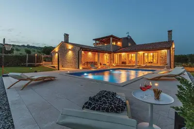 Image de Belle maison à Krnica avec sauna