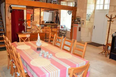 Image de Gîte de Charme Rénové, Idéal Famille, Centre-Ville, WiFi, Parking Gratuit, Vélo Bienvenue