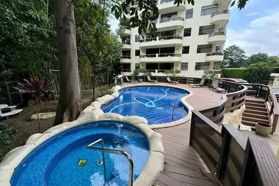 Image de Meilleure partie de la ville! - 3 chambres \/ 3 salles de bain grand condo à Escazu! Promotions maintenant!