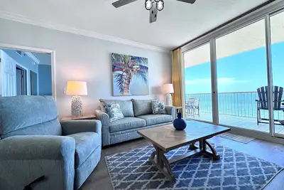 Image de A1708 Beach Club-King / King / Queen / Canapé-lit, Grill, Wifi
