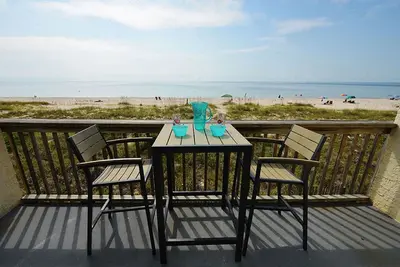 Image de Condo Avec Piscine 2br De La Plage * Utilisation PRIVÉE De 3 VÉLOS & 2 Kayaks