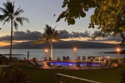 Image de Oceanfront Honokeana Cove - Nagez Avec Beaucoup De Tortues! # 109 Coin Unit 2 Bd / 2ba
