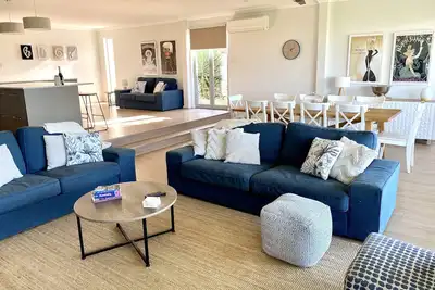 Image de Waterfront Paradise - 7 chambres, parfait pour les grands groupes familiaux