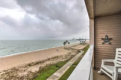Image de Breezy Beachfront Condo au coeur de Corpus Christi