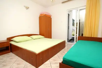 Image de Garçonnière avec le balcon Podaca, Makarska (As-4747-e)