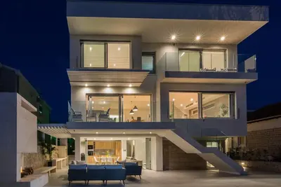 Image de Villa de luxe avec jardin privé