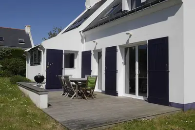 Image de Moderne maison avec jardin et terrasse, 4 chambres, proche du bourg de Sauzon