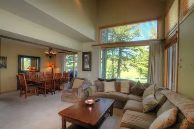 Image de Snowcreek Resort Vacation Rental #724