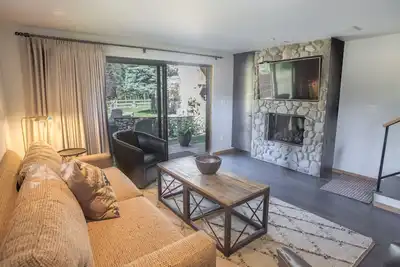 Image de Grande maison de 2 chambres. Ce est le meilleur emplacement dans Ketchum!