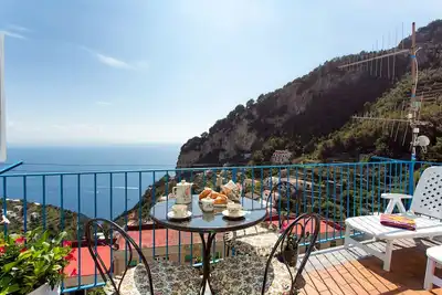 Image de Enchanting Sea View Apartment with Terrace