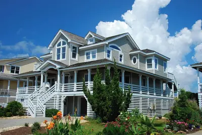 Image de Tranquille Tortue au Village Ă Nags Head 6 Bedroom Home