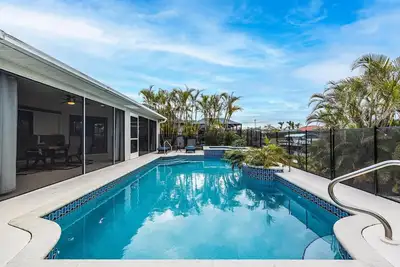 Image de Roelens Vacations - Villa Dantasy - Cape Coral