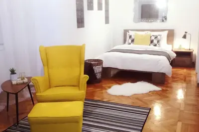 Image de Cozy Central Studio Apartment à côté du parc