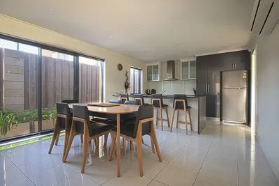 Image de Five55 Launceston, 11h check out, Wifi gratuit!