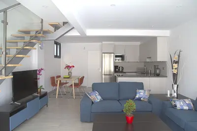 Image de Idaira Ii nouvel appartement spacieux avec garage privé et distance de marche de la plage