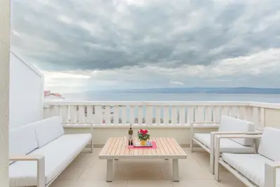 Appartement d'une chambre prés de la plage Duce, Omis (A-8378-c)