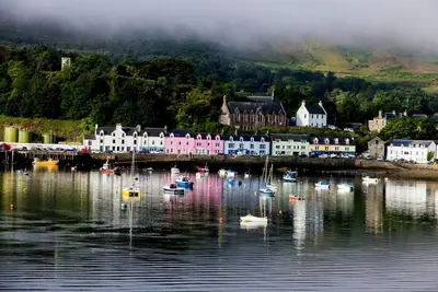 Belle Maison De Deux Chambres SITUÉE À Portree Harbour À Deux Pas De La Mer