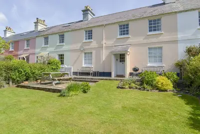 Image de 4 Cottage Coastguards, conviviale et familiale Ă Hope Cove, Ref 976159