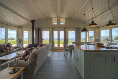Image de Belle maison de vacances, à quelques pas de la plage de Talland. . .
