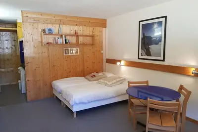 Image de Studio pour 3 à Arc 1600, pied des pistes, proche commerces, avec wifi et animaux acceptés