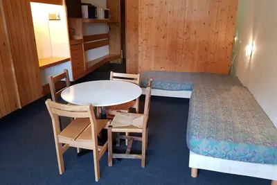 Image de Studio pour 4 à Arc 1600, ski aux pieds, proche commerces, WiFi gratuit, animaux acceptés