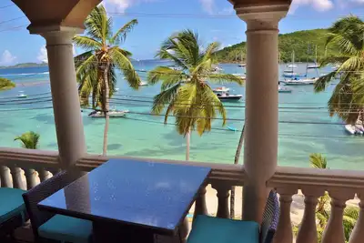 Image de Grande Bay Resort - Indigo Blue Luxury Studio Beachfront!