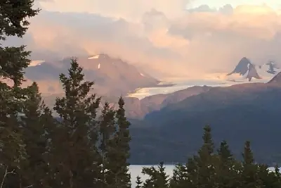 Image de Moose Meadows près de Kilcher Homestead en Alaska, la dernière frontière