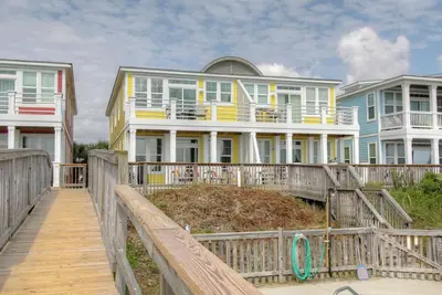 Image de Banana Cabana: Oceanfront - Jacuzzi - Ascenseur - Génial Génial Génial! !