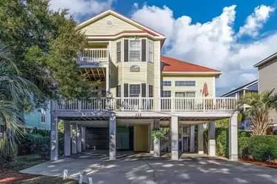 Image de Seven Palms- Détente garantie dans cette maison familiale