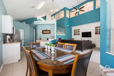 Image de Récemment rénové! ! ! Voir nos Tarifs SPÉCIAUX. . .