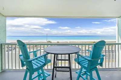Image de Lorvis Lair ~ Incroyable vue dégagée sur le golfe avec piscine communautaire