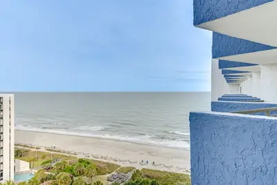Image de Cozy Myrtle Beach Resort Condo - À quelques pas de la plage!