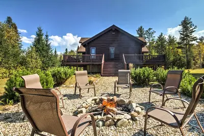 Image de Cabane de montagne jumelle de luxe 'Trailside' sur 5 acres!