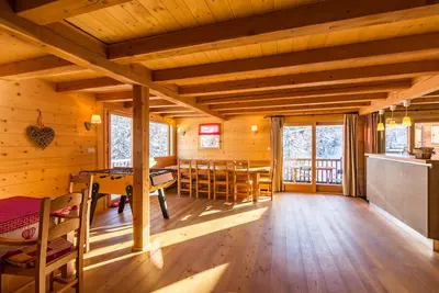 Image de Exceptionnel et de très haut standing, sur trois étages, coté pistes!